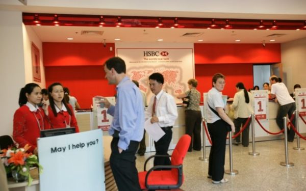 Hướng dẫn vay tín chấp theo lương ngân hàng HSBC năm 2021