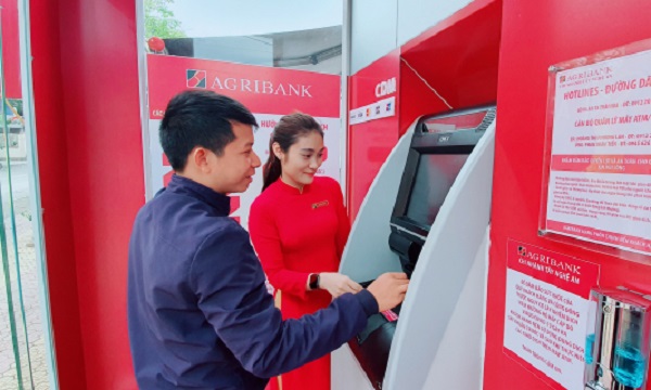 Hướng dẫn cách rút tiền mặt từ cây ATM ngân hàng AgriBank